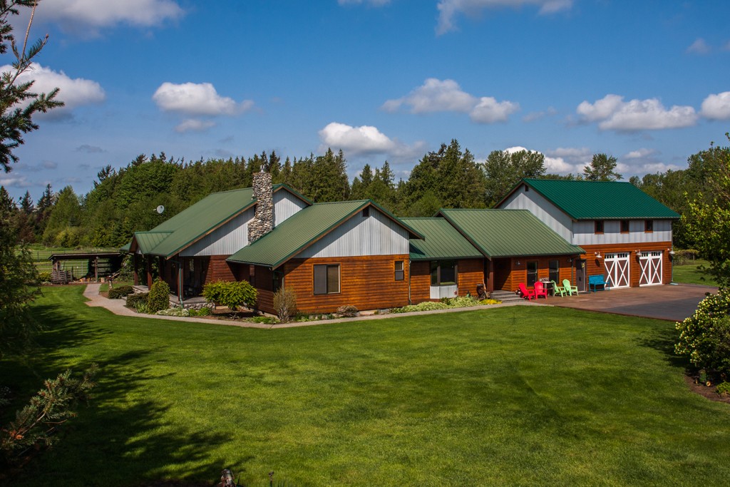 45 acres with 2 custom homes - Bellingham, WA